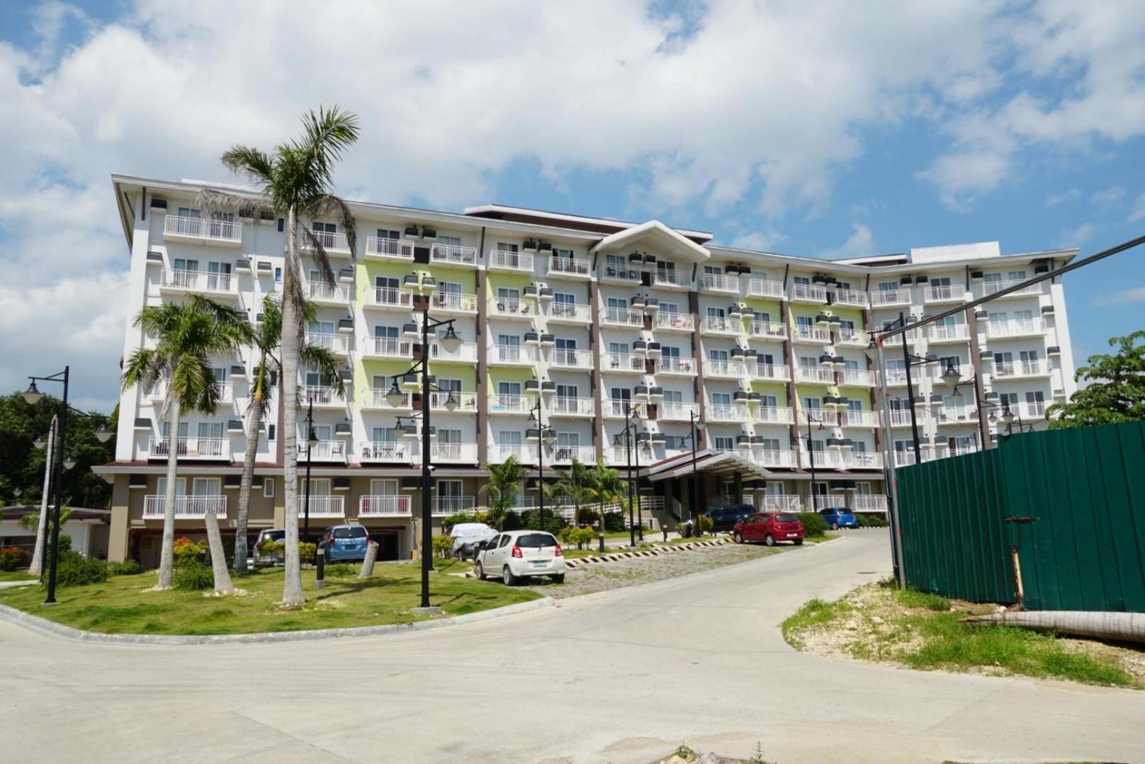 Ania Rooms@Amani Grand Residences Near Airport Lapu-Lapu City Exteriér fotografie