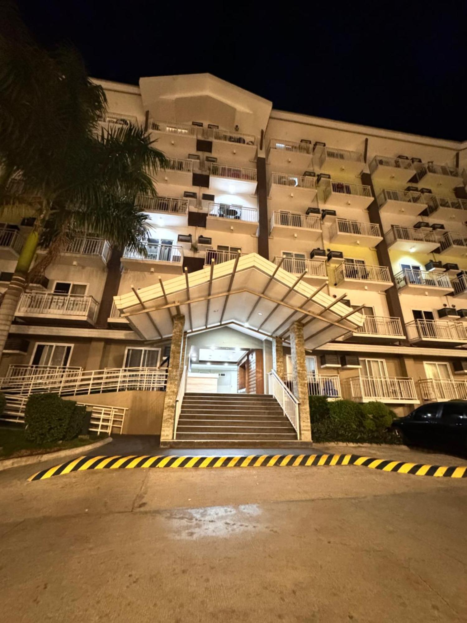Ania Rooms@Amani Grand Residences Near Airport Lapu-Lapu City Exteriér fotografie