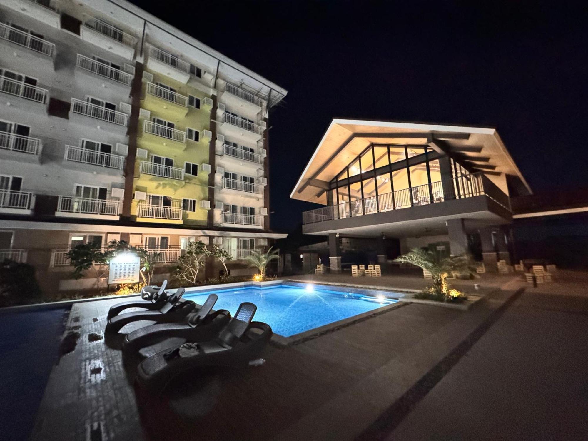 Ania Rooms@Amani Grand Residences Near Airport Lapu-Lapu City Exteriér fotografie
